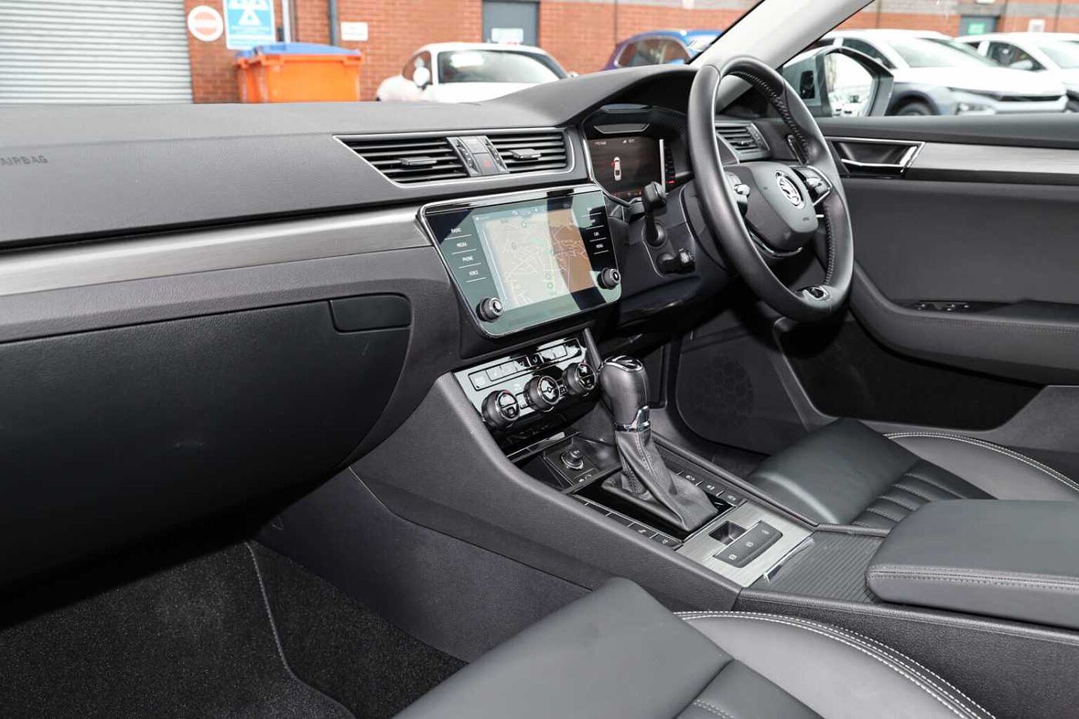 SKODA Superb 2.0 TSI (190ps) SE L DSG Hatch
