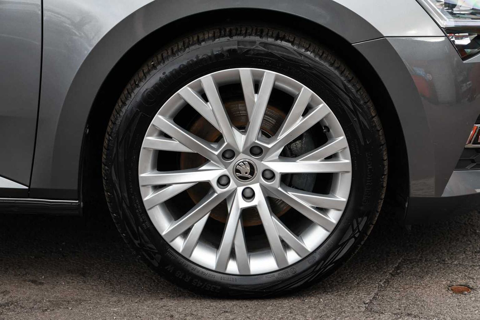 SKODA Superb 2.0 TSI (190ps) SE L DSG Hatch