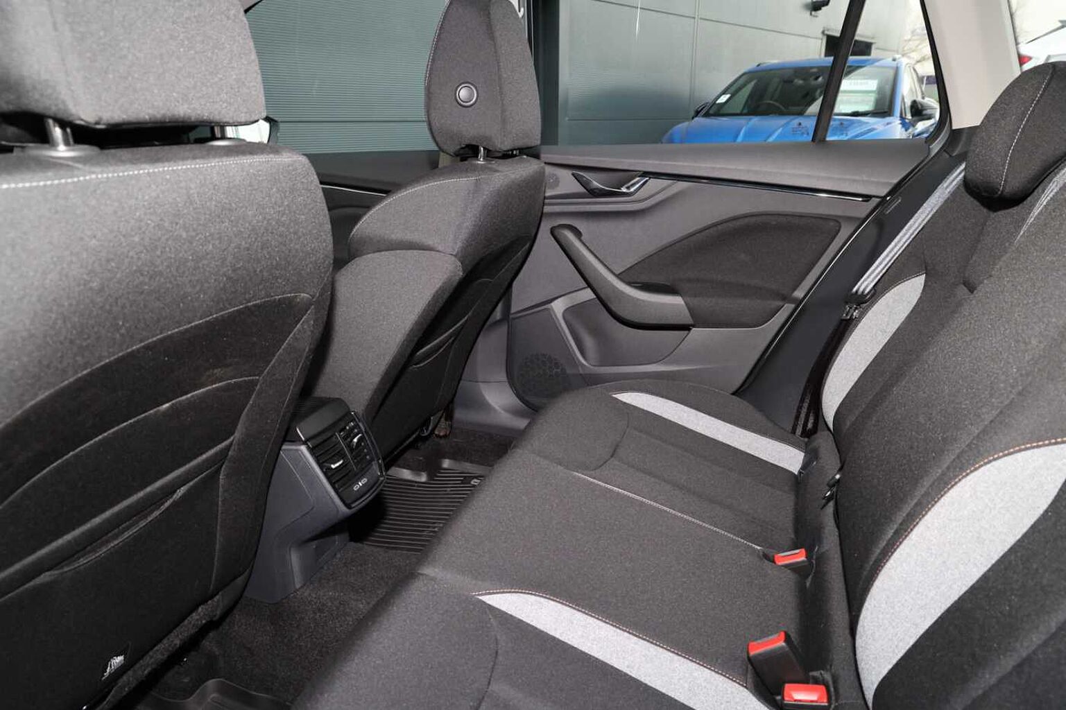 SKODA Kamiq Hatchback 1.5 TSI SE 5dr DSG