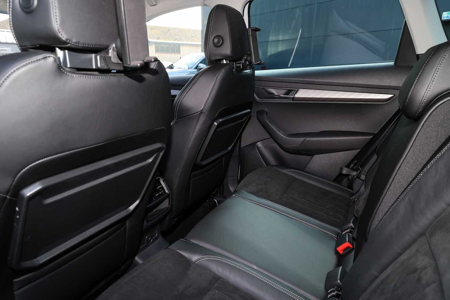 SKODA Karoq SUV 1.5 TSI (150ps) SE L ACT DSG