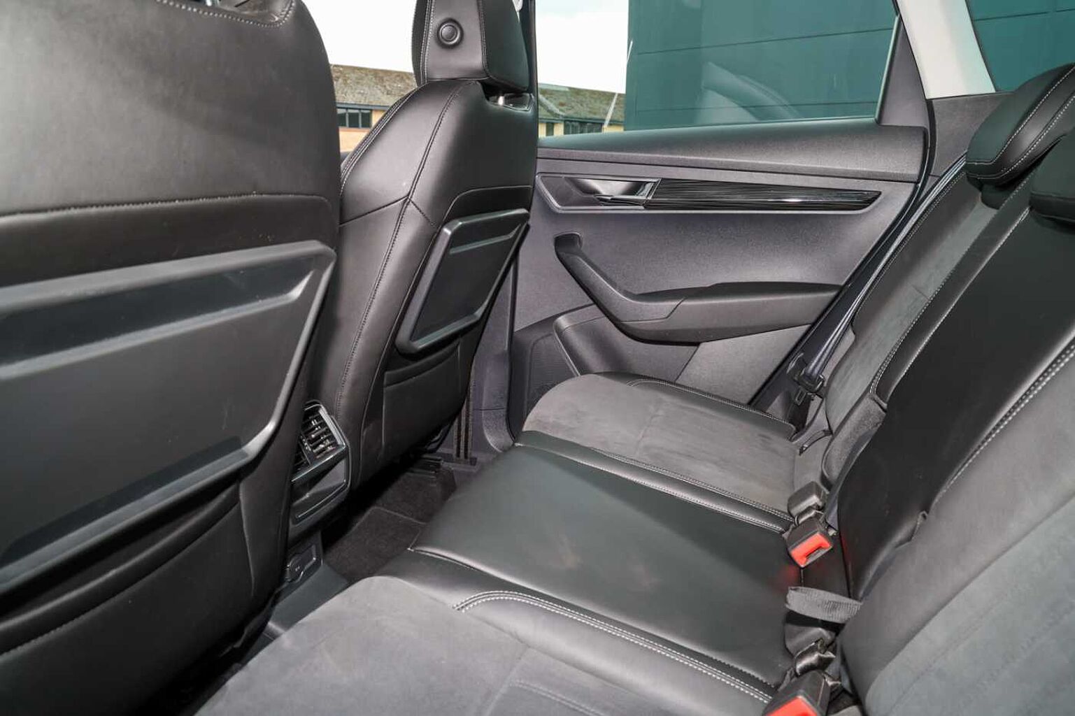 SKODA Karoq SUV 1.5 TSI (150ps) SE L ACT DSG